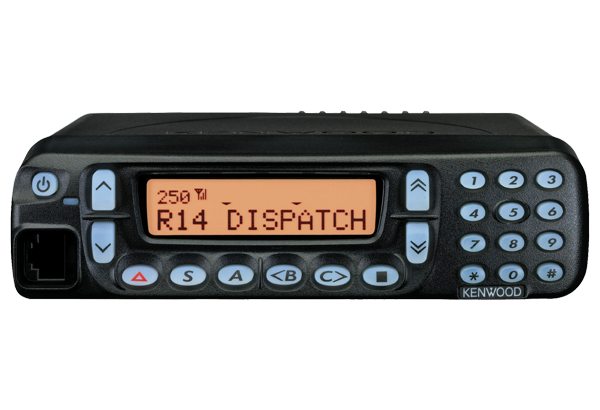 TK-7189E  Yüksek Tanımlı Ön Panel Tuş Takımı ile VHF FM Mobil Radyo